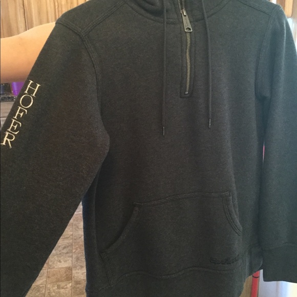Women’s Carrhartt 1/4 zip hoodie. - Picture 1 of 1